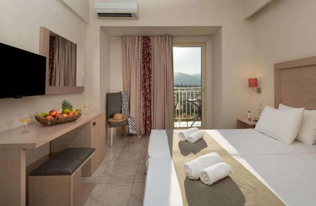 FAMILY ROOM GARDEN VIEW TWO BEDROOMS Room, Marilena Hotel, Crete
