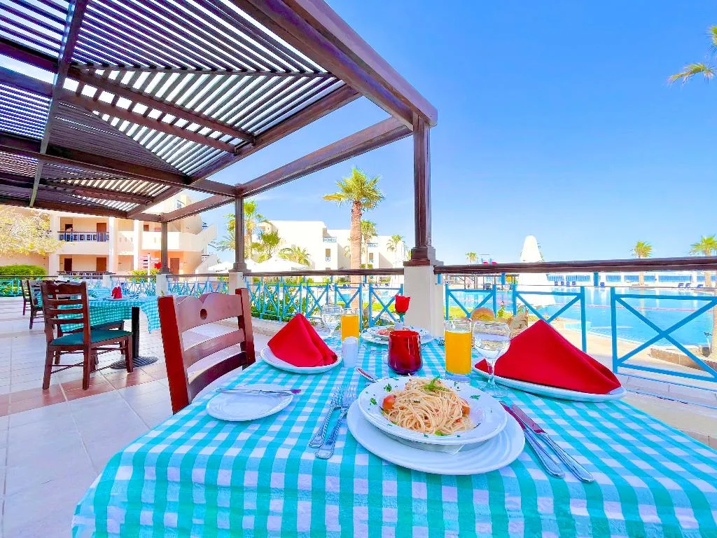 Restaurant, Ivy Cyrene Island  Aquapark Resort, Red Sea Riviera