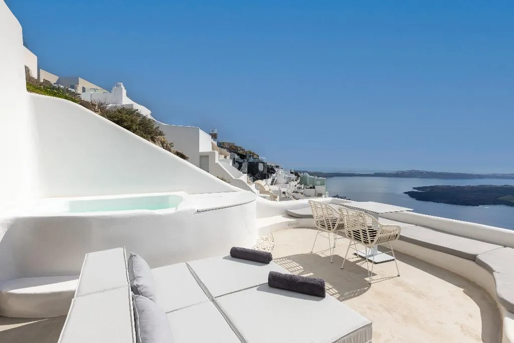 SUITE DELUXE Room, Heavens Edge by Mr and Mrs White, Santorini