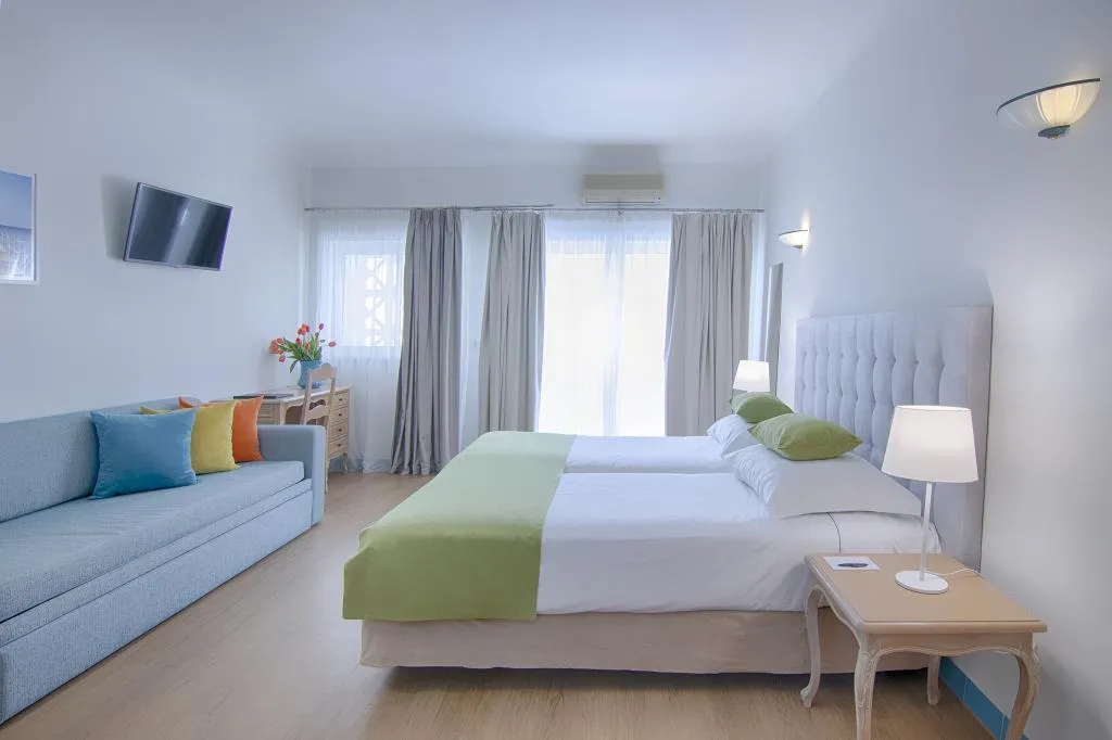 STUDIO CLASSIC Room, Luna Miramar Club, Algarve