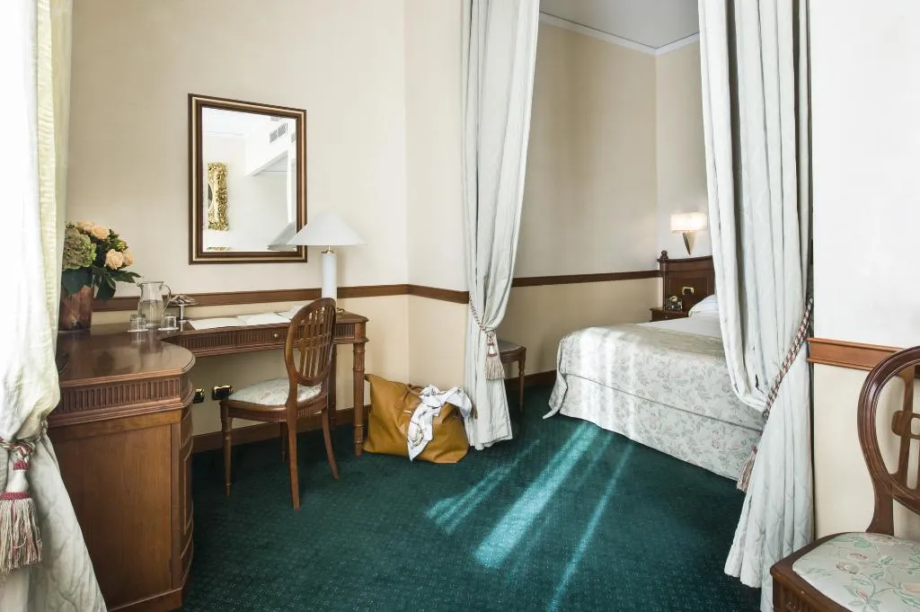 JUNIOR SUITE DELUXE Room, Degli Orafi, Florence