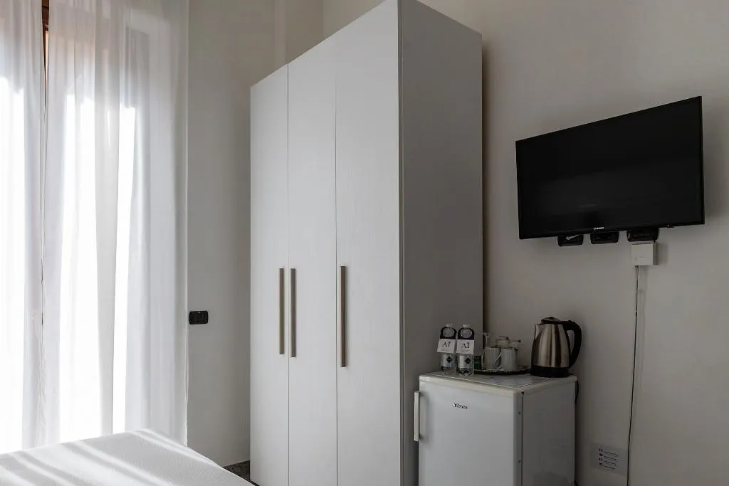 QUADRUPLE STANDARD Room, Aiello Suites Milan, Milan