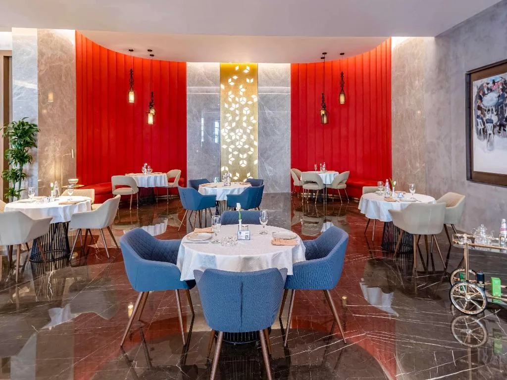 Restaurant, Pullman Sharjah, Dubai