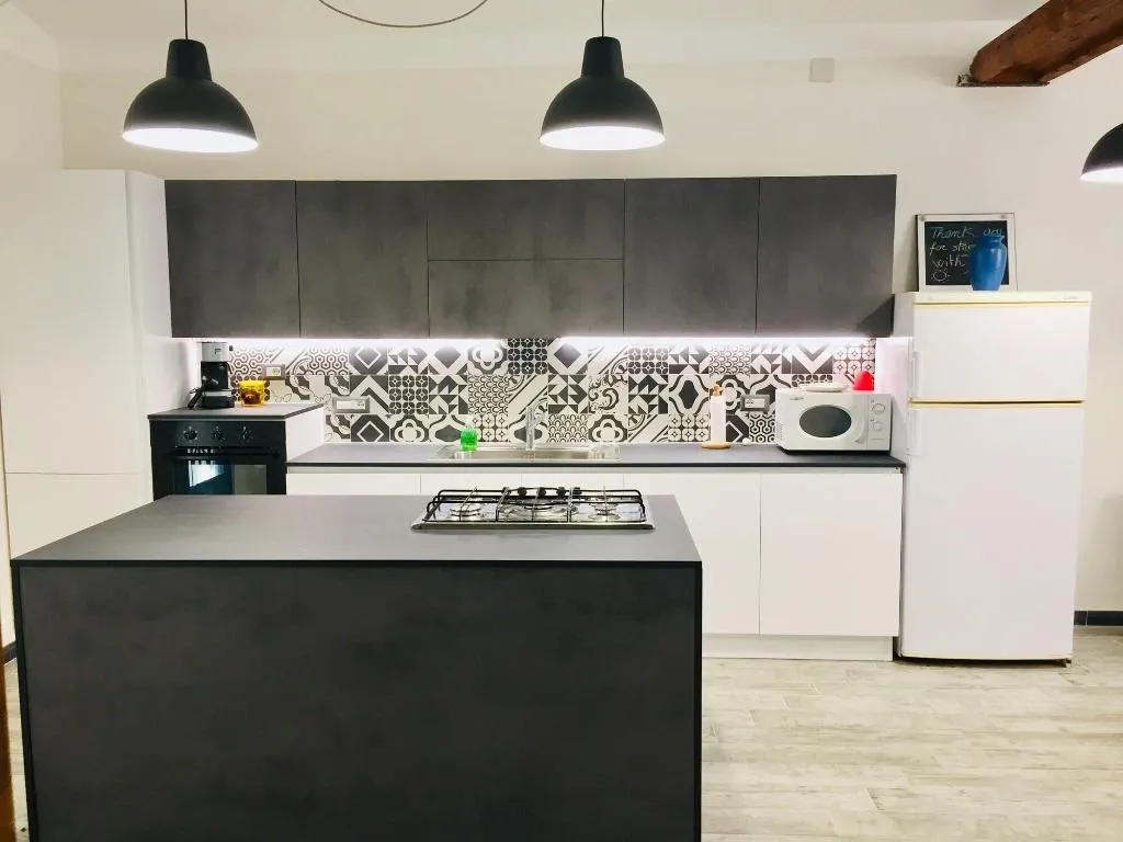 Room, Scilla e Cariddi Bed&Breakfast, Catania