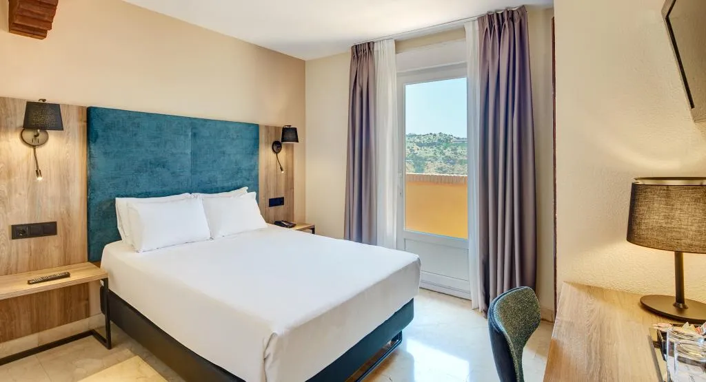 DOUBLE CLASSIC WITH VIEWS Room, Sercotel Alfonso VI, Madrid