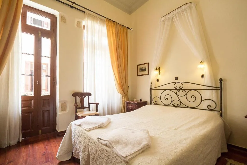 Room, Vilelmine, Crete