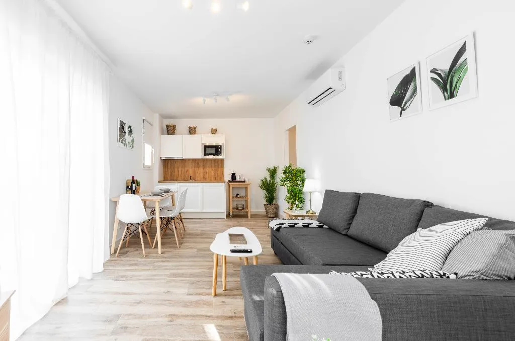 APARTMENT CAPACITY 4 ONE BEDROOM Room, Apartamentos Toboso Plaza, Costa Del Sol