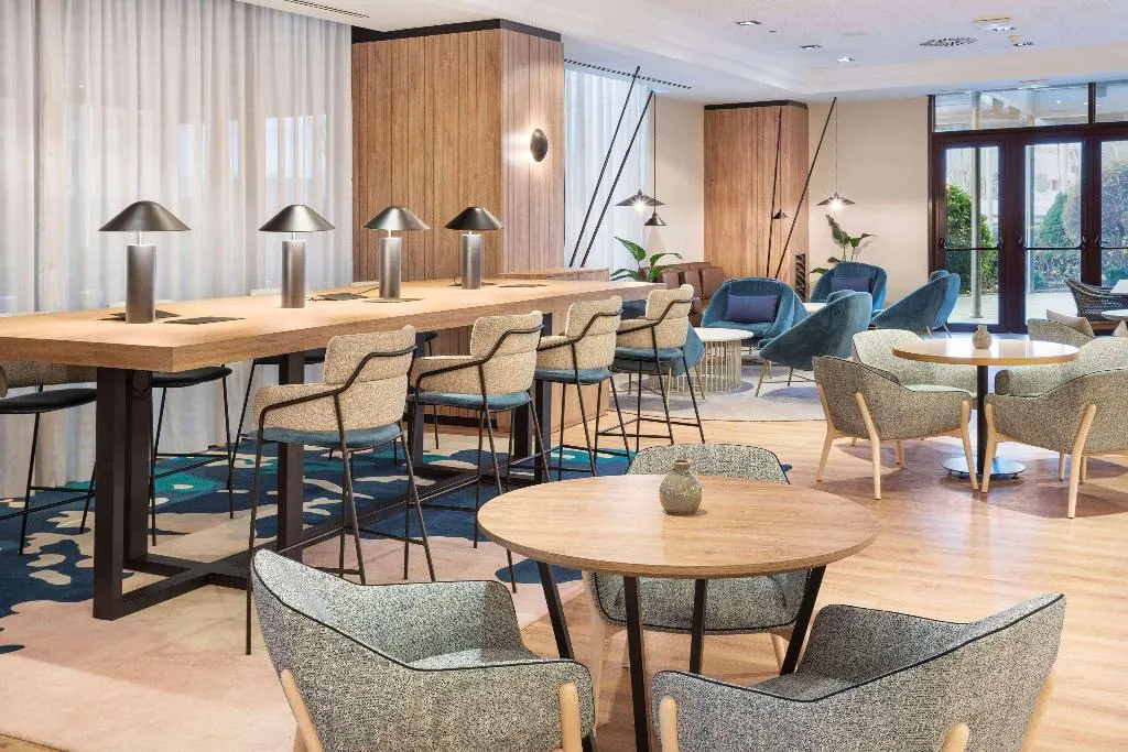 Restaurant, Melia Avenida America, Madrid