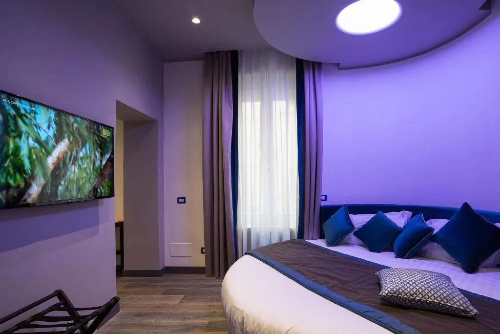DOUBLE DELUXE QUEEN BED Room, Colonna Suite Del Corso, Rome