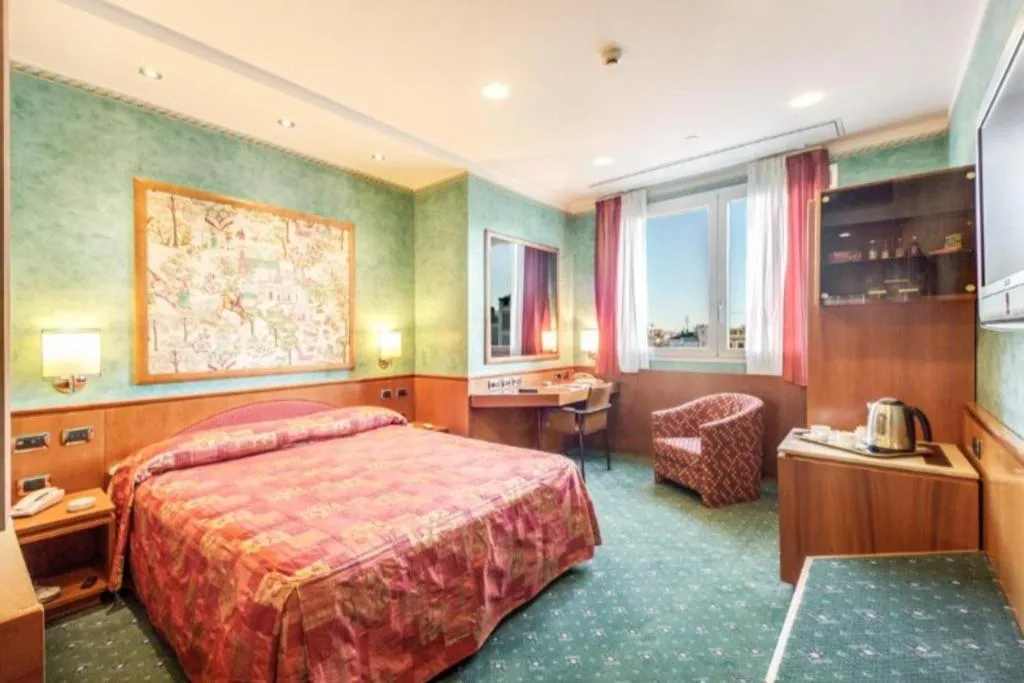 DOUBLE SINGLE USE STANDARD Room, Brunelleschi, Milan