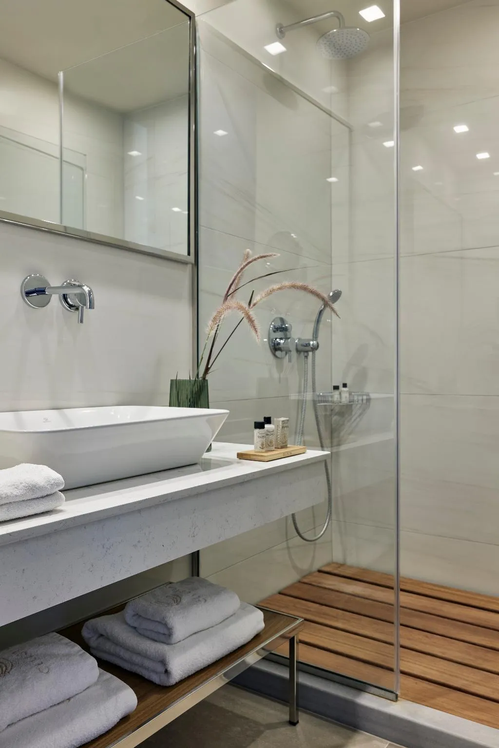 JUNIOR SUITE WITH PRIVATE POOL Room, Celestial All Suites, Kefallinia