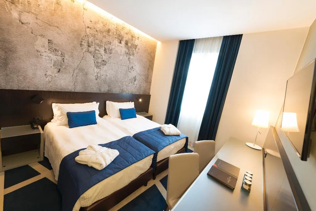 DOUBLE DELUXE Room, Hotel Manin Milano, Milan