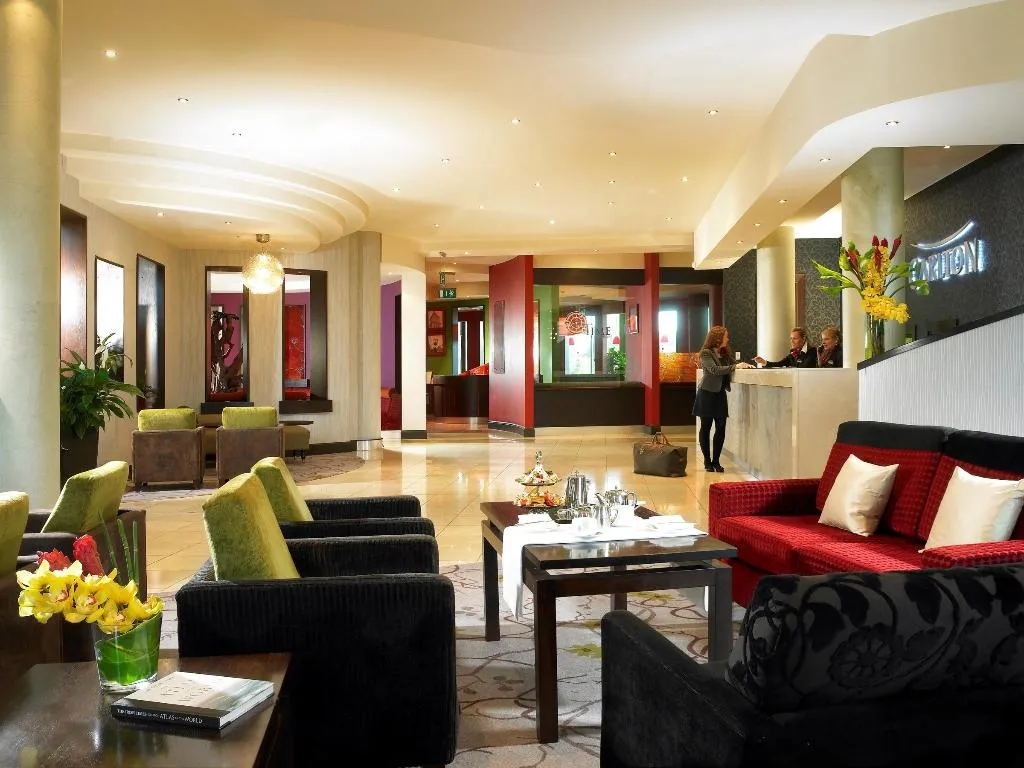 Lobby, Carlton Hotel Blanchardstown, Dublin