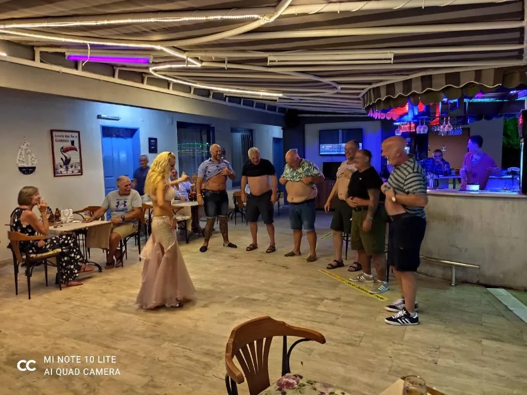 Bar, Happy Apart Hotel, Izmir