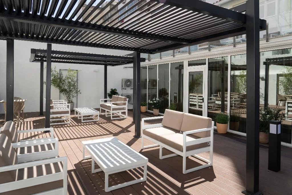 Terrace, M'AR de AR AURIA, Lisbon