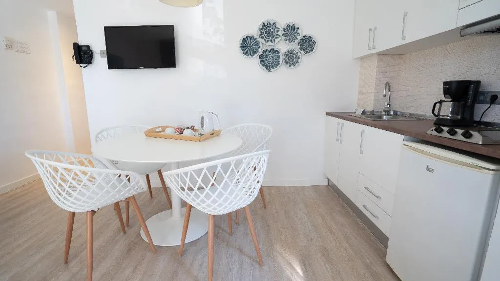 APARTMENT SUPERIOR TWO BEDROOMS Room, Houm Plaza Son Rigo, Majorca