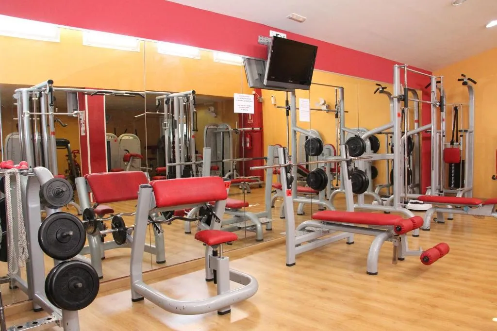 Sports and Entertainment, Hostel & Gym Relise, Menorca