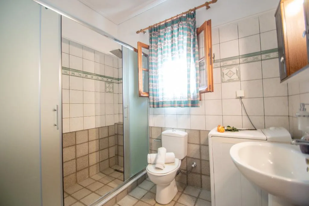 QUADRUPLE TWO BEDROOMS Room, Aeolos Zante Villas, Zante
