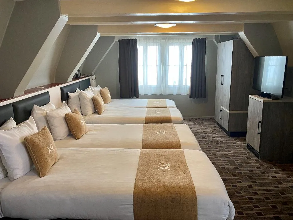 QUADRUPLE STANDARD Room, Xo Hotels City Centre, Amsterdam