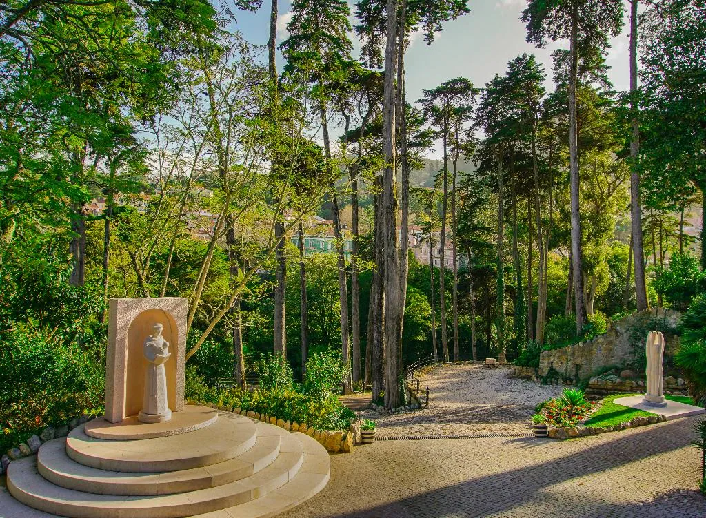 Sports and Entertainment, Sintra Marmoris Palace, Lisbon