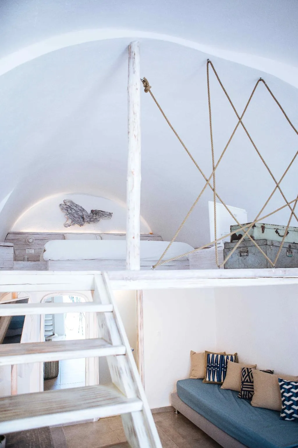 QUADRUPLE THREE BEDS Room, The Museum Project Oia, Santorini