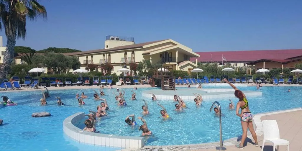 Sports and Entertainment, Horse Country Resort Congress & Spa, Cagliari