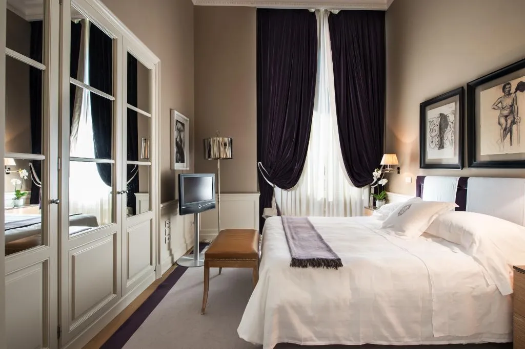 SUITE STANDARD Room, Palazzo Vecchietti, Florence