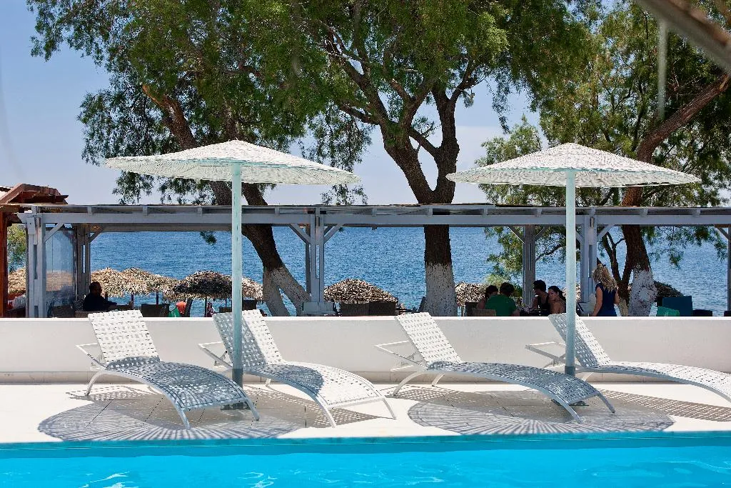 Pool, Alesahne Beach, Santorini