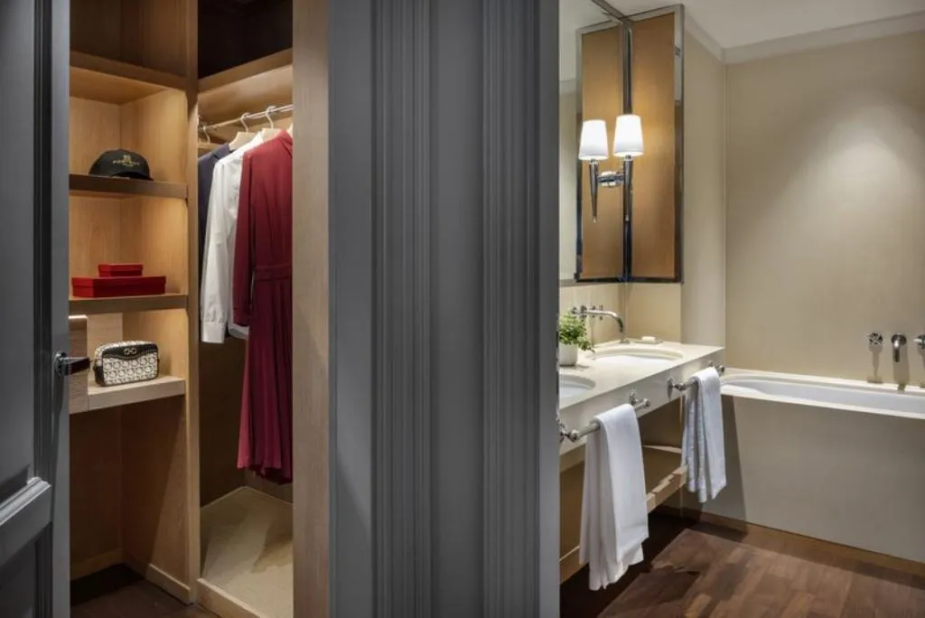 SUITE STANDARD Room, Portrait Firenze, Florence