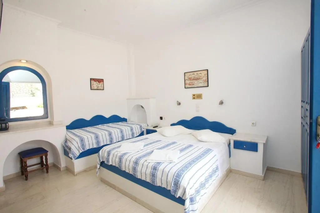Room, Dioskouri Art Villas, Santorini