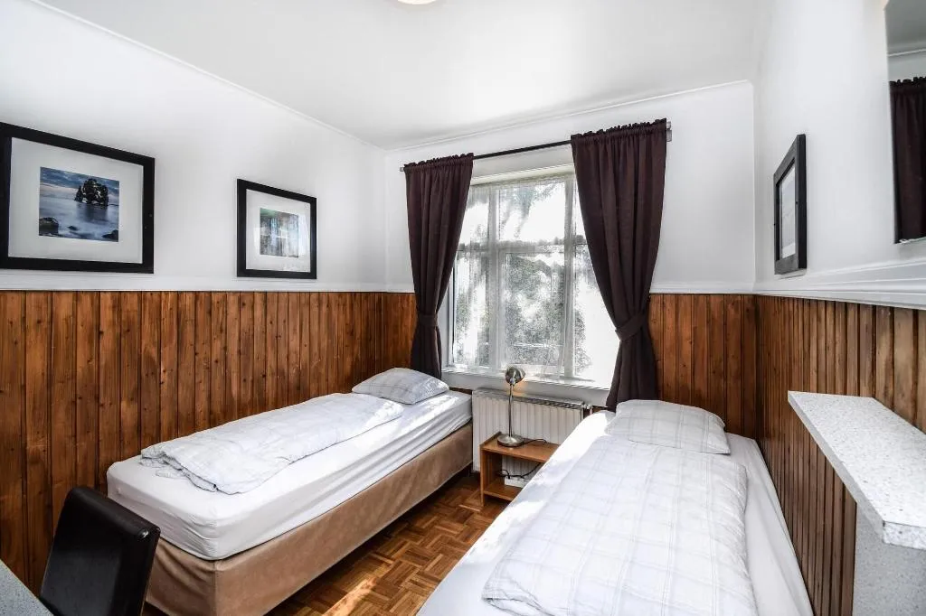 Room, Aurora Guesthouse, Reykjavik