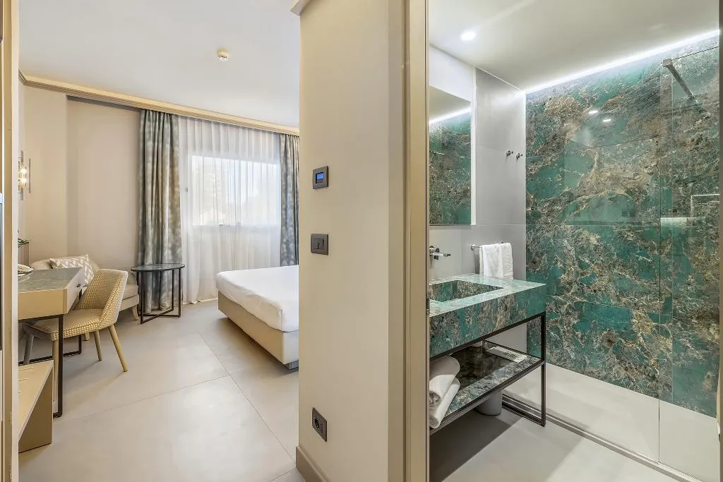 DOUBLE SINGLE USE CAPACITY 1 Room, Abacus Hotel, Milan