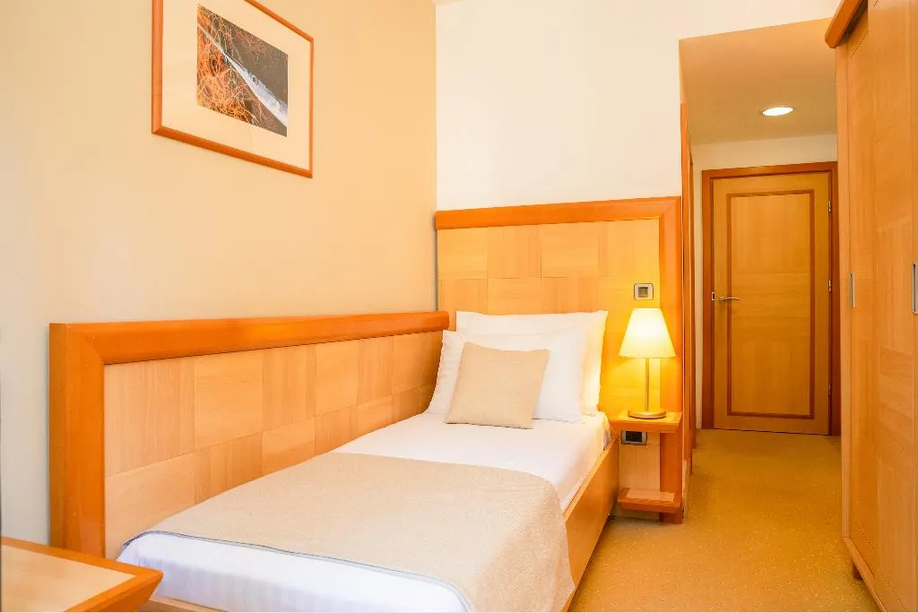 SINGLE STANDARD Room, Aminess Vival Grand Azur Hotel, Dubrovnik