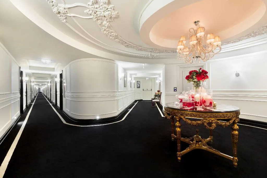 Lobby, Doubletree By Hilton Izmir Airport, Izmir