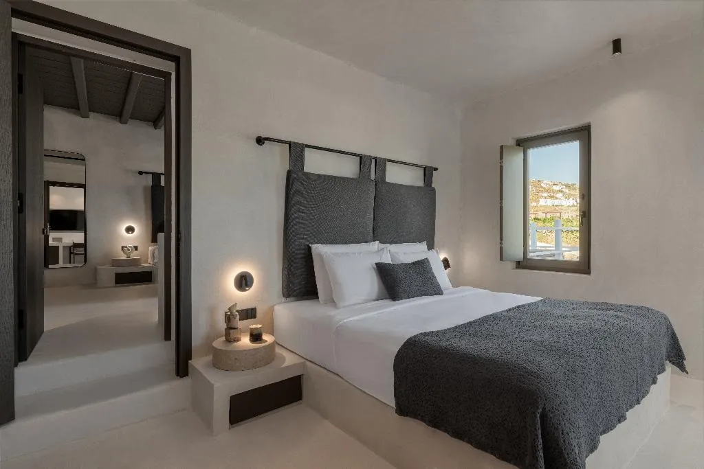 Double or Twin DELUXE SEA VIEW Room, Rocabella Mykonos Hotel, Mykonos