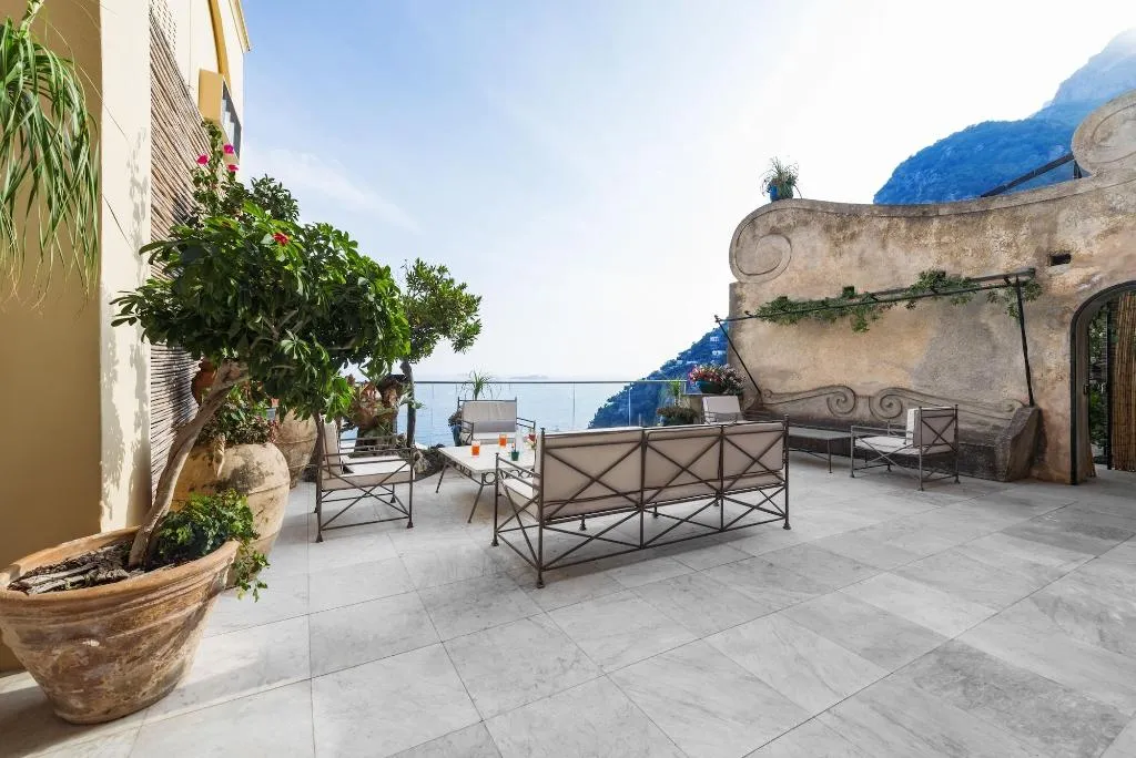Terrace, Villa Magia, Naples