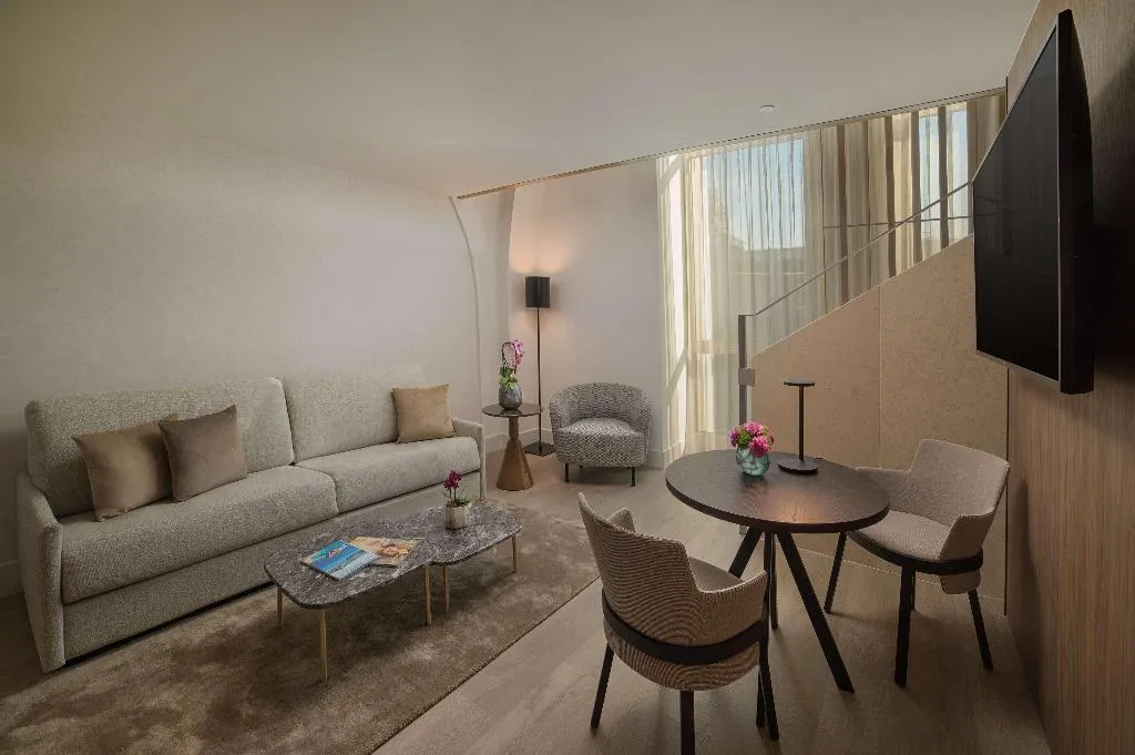 Room, NH Collection Milano CityLife, Milan