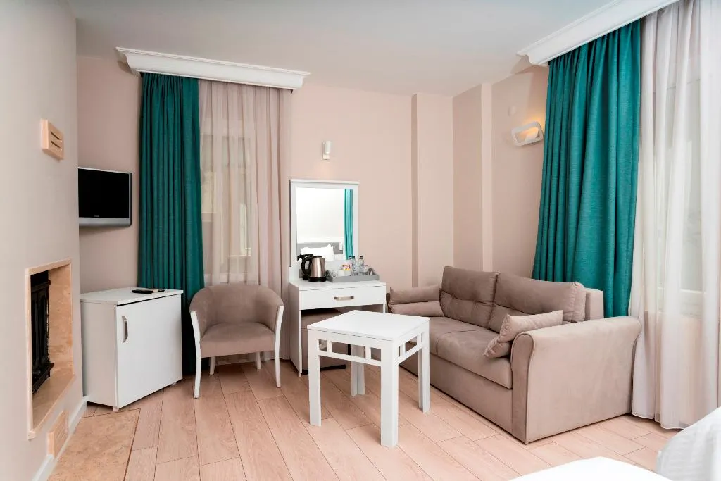 TWIN SUPERIOR Room, Bay Nihat Lale Otel, Izmir