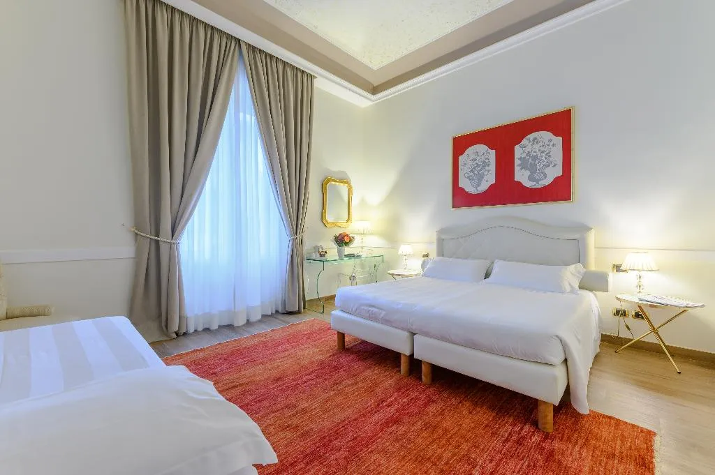 QUADRUPLE STANDARD Room, Kraft, Florence