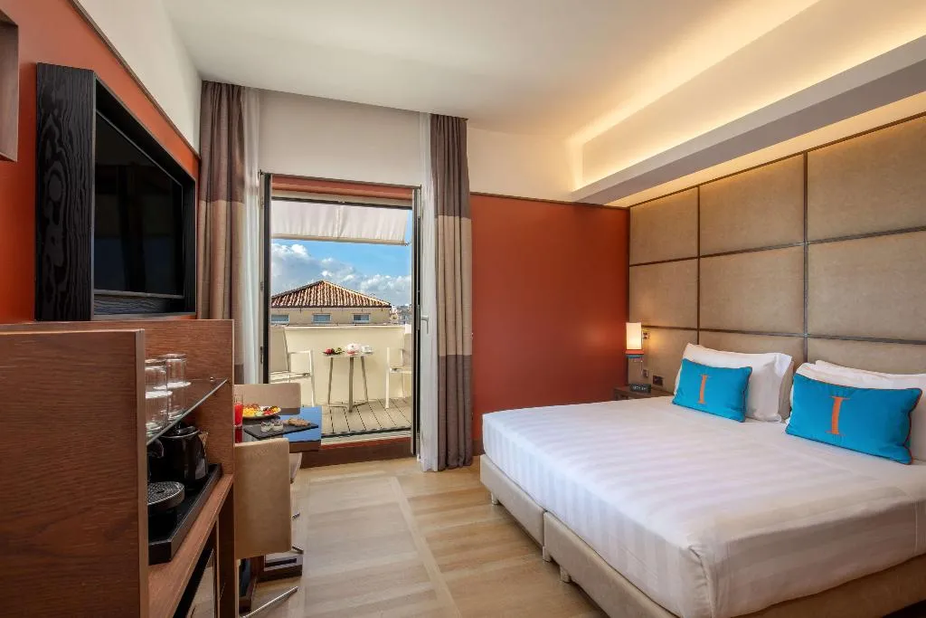 Room, The Independent Hotel, Rome