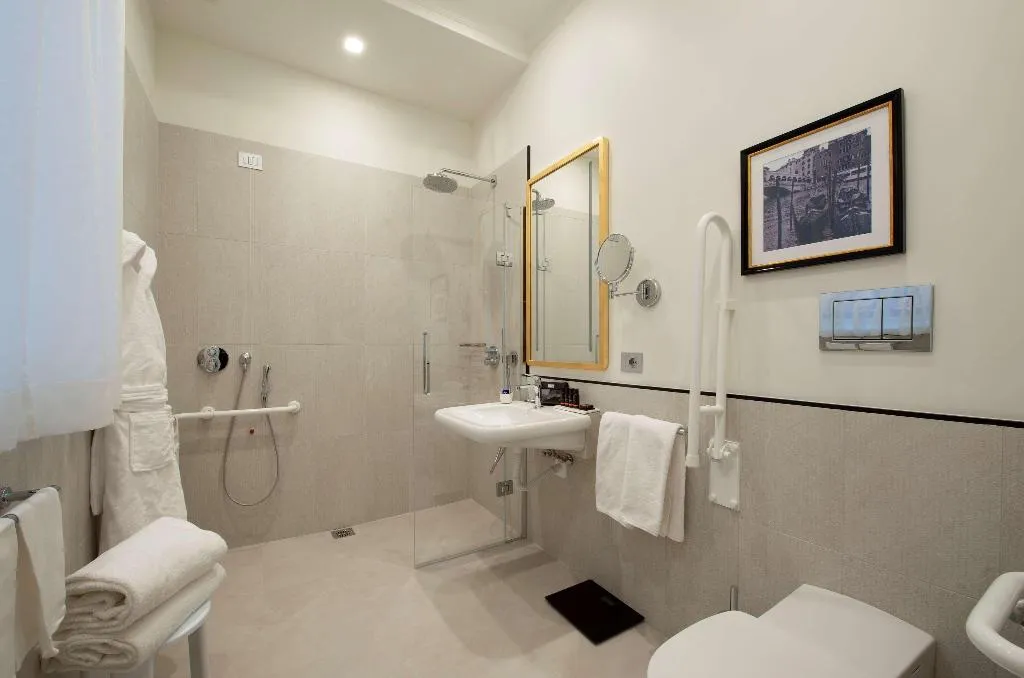 Room, H10 Palazzo Canova, Venice