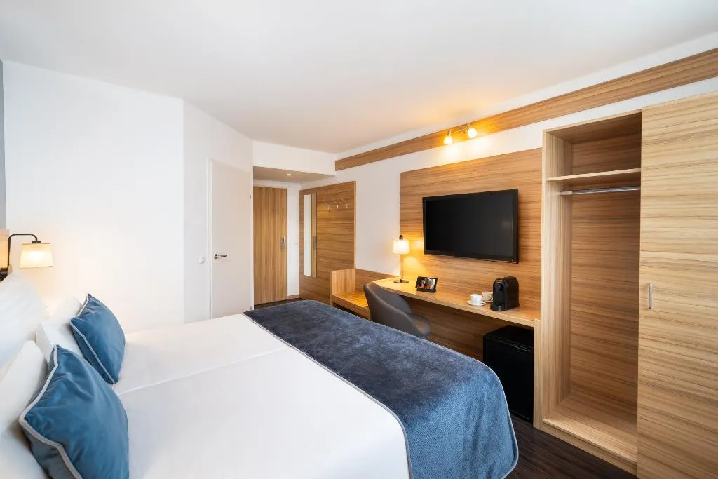 DOUBLE COMFORT Room, Leonardo Hotel Vienna Schönbrunn, Vienna