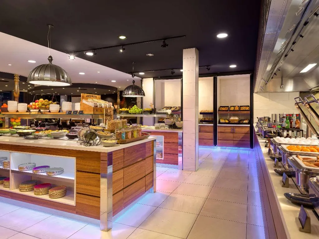 Restaurant, Movenpick Hotel Amsterdam City Centre, Amsterdam