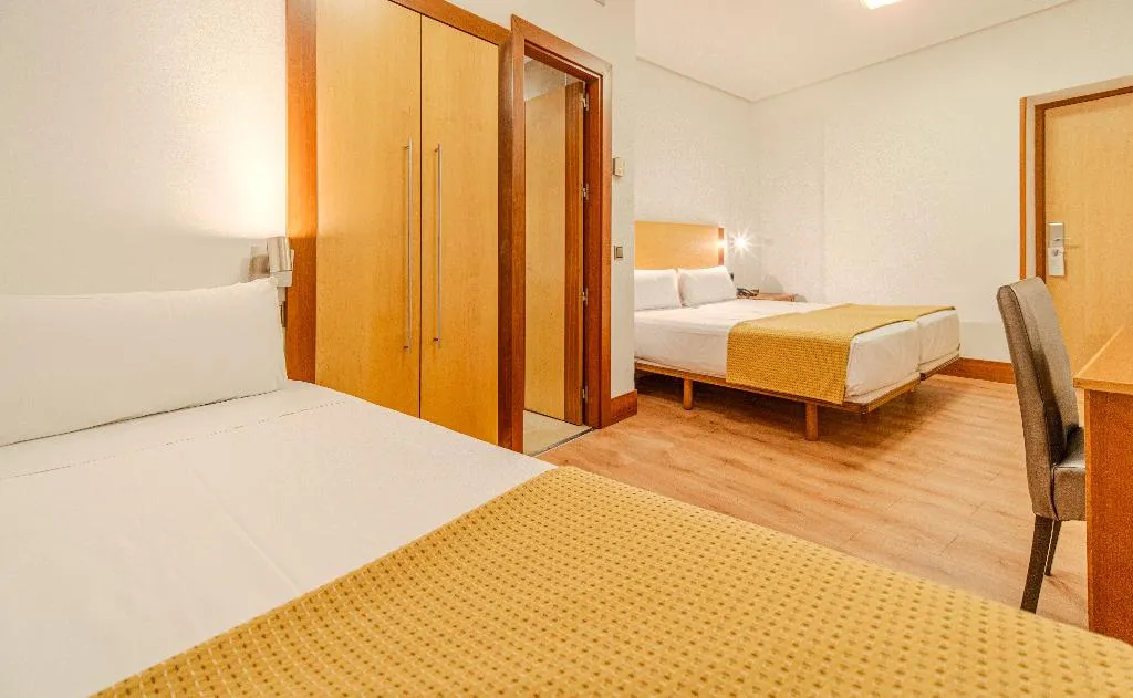 TRIPLE STANDARD Room, ITC Mora by Soho Boutique, Madrid