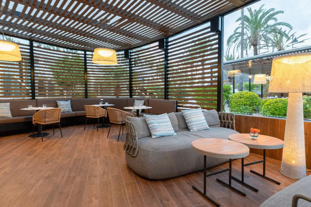 Terrace, Hotel Sir Anthony, Tenerife