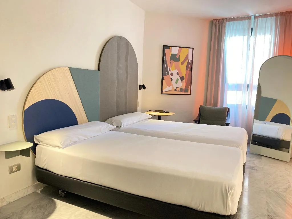 DOUBLE SINGLE USE STANDARD Room, Onix Fira, Barcelona