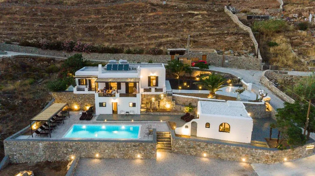 General view, Black Cactus, Mykonos