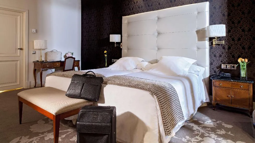 Double or Twin CLUB PREMIUM Room, Wellington Hotel & Spa Madrid, Madrid
