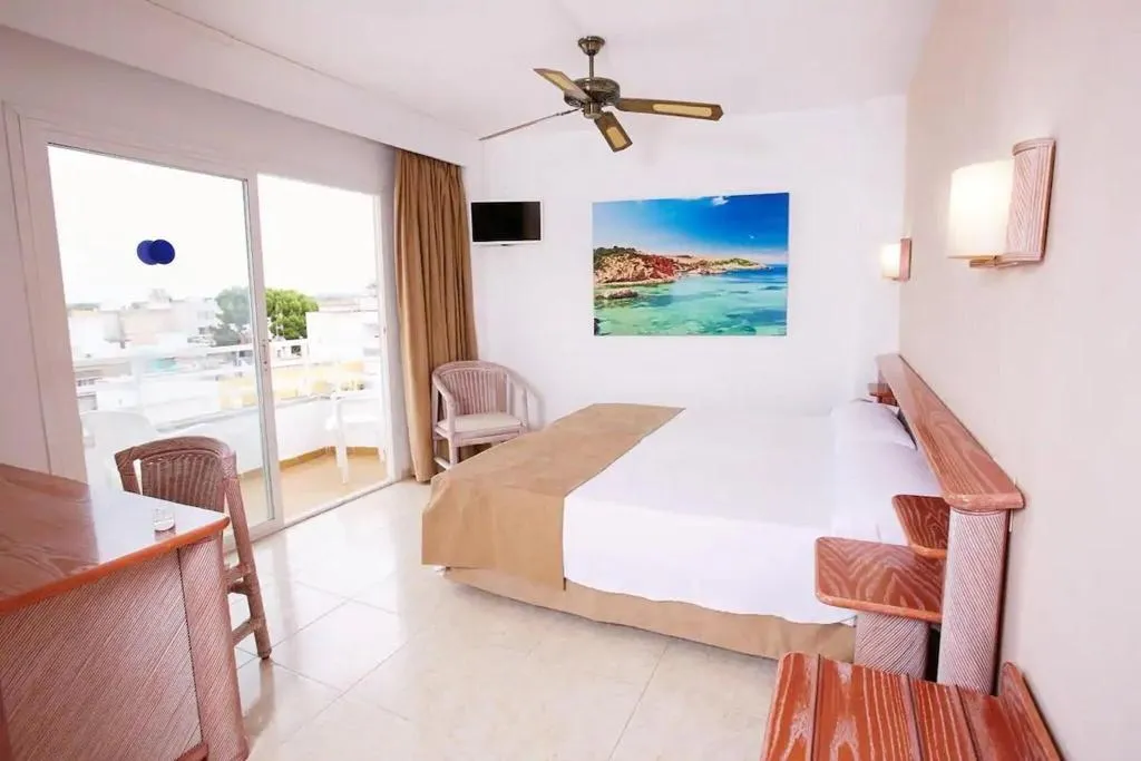 SINGLE STANDARD Room, Kilimanjaro, Majorca