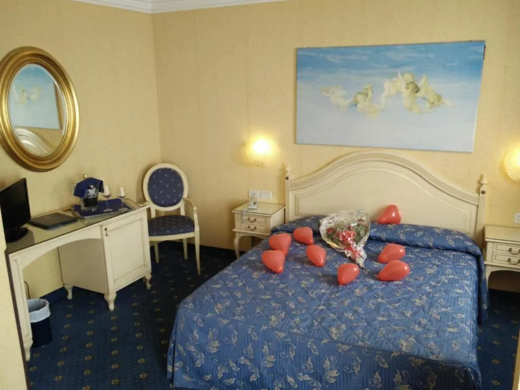 Room, Ca' Formenta, Venice